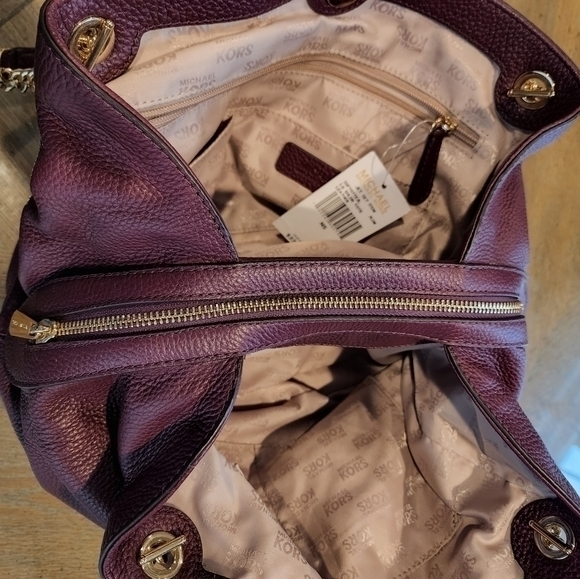 Michael Kors Burgundy Jet Set Lg Shoulder Tote Handbag With Matching Wallet NWT - Picture 6 of 16